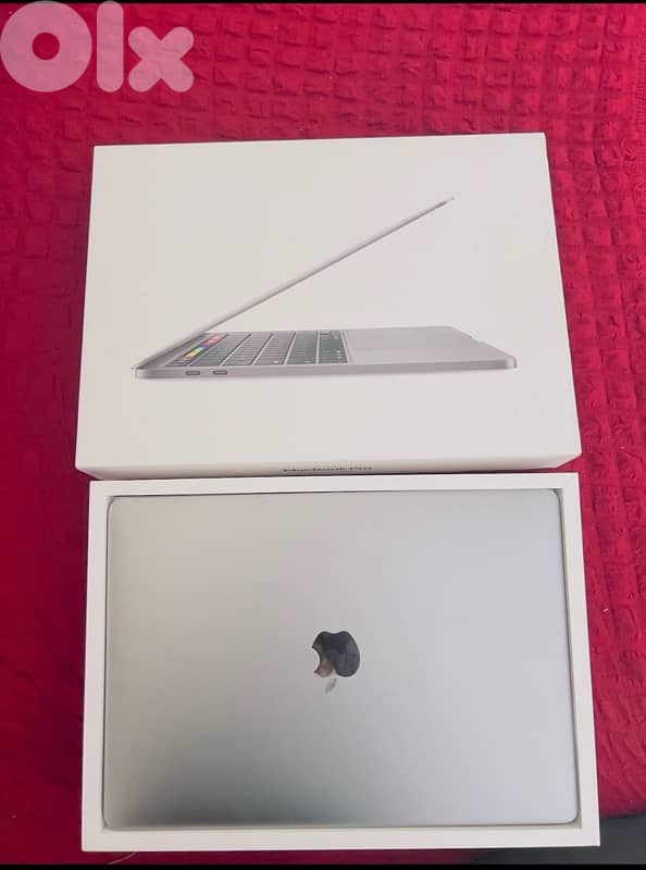 MacBook pro512 +13 pro 256 0
