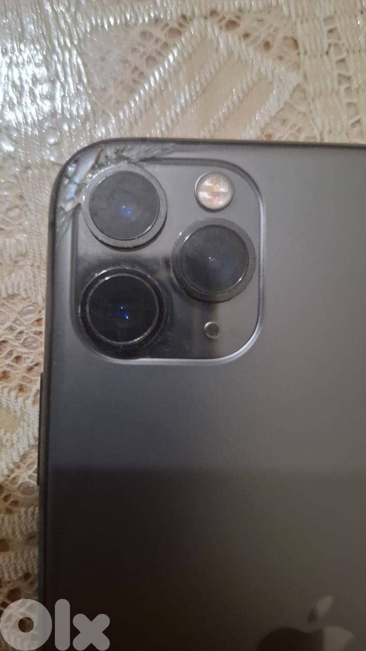 iPhone 11 PRO MAX 512GB 7