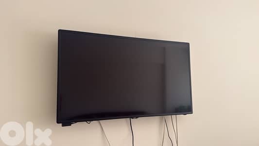 Tv great condition تلفزيون بحالة جيدة جداً