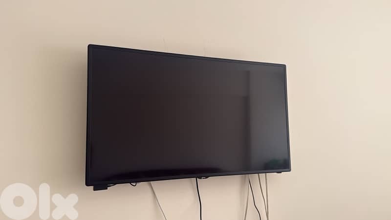 Tv great condition تلفزيون بحالة جيدة جداً 0