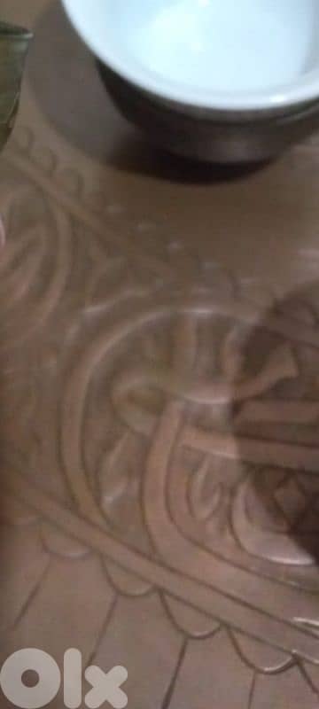 صدر نحاس قطرو ٥٥ سنتم مع ركيزتو و اغراضو عمرن ٩٥ سنة 5