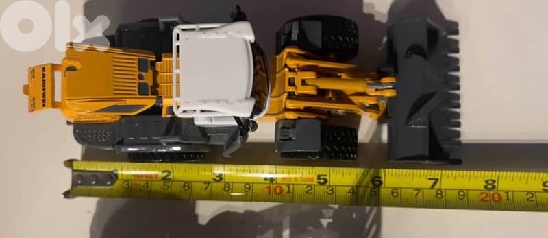 جرافة كميون رافعة سطحة حفارة جزين / الشوف / عاليه او بيروت الحمرا 7