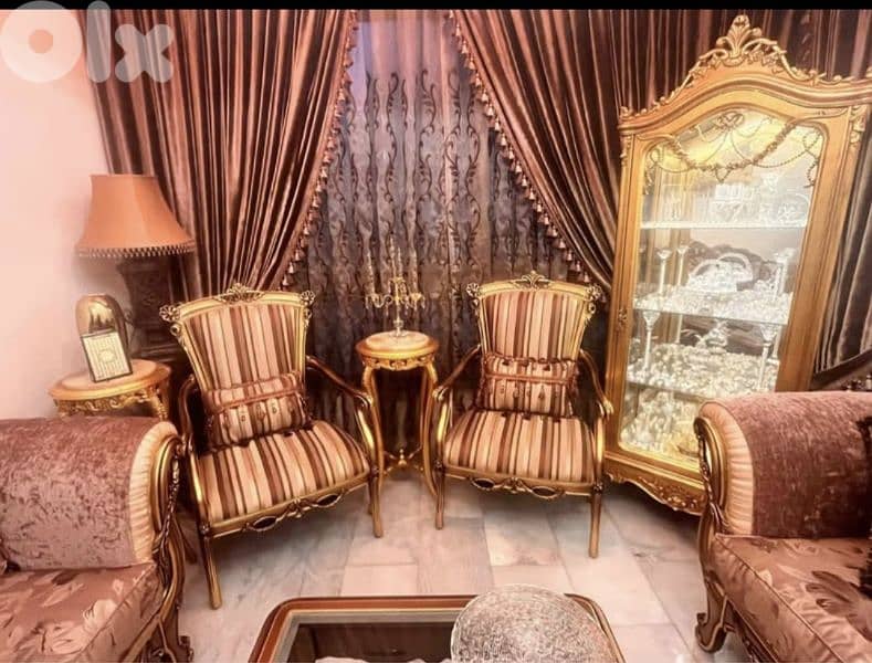 صالون انتيك للبيع ملبس ورق ذهب 1