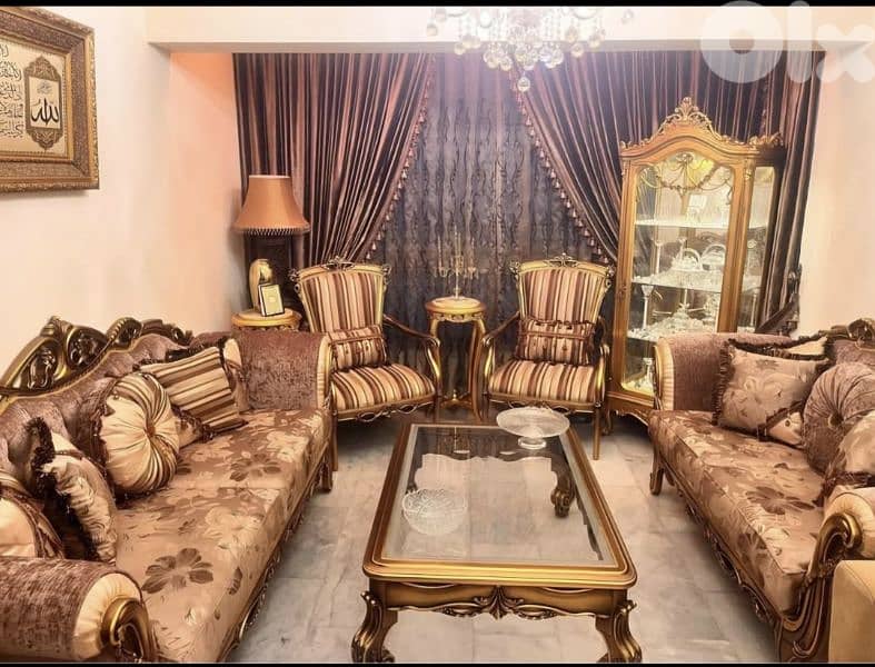 صالون انتيك للبيع ملبس ورق ذهب 3