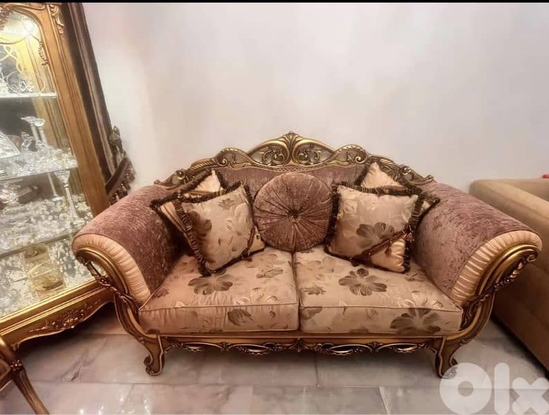 صالون انتيك للبيع ملبس ورق ذهب 5