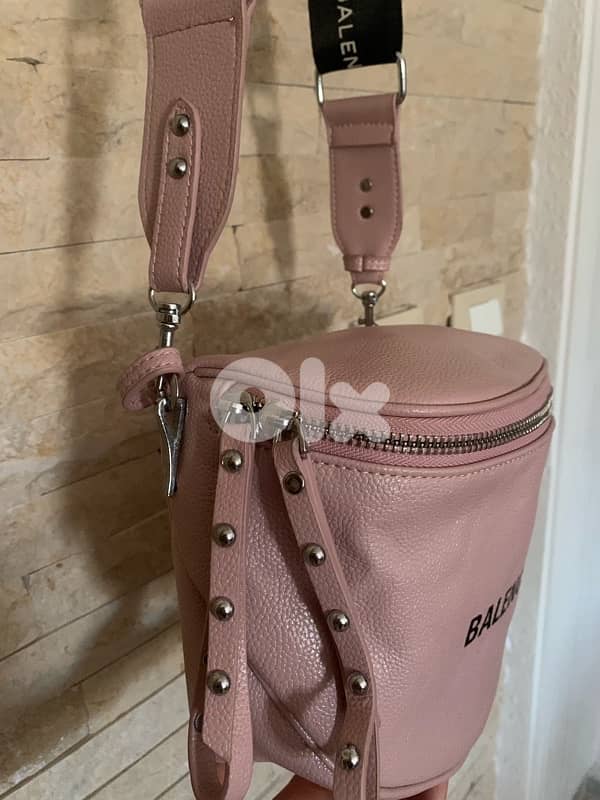 BALENCIAGA Bag 6