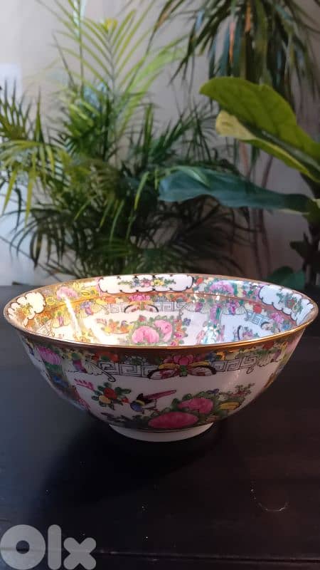 Antique Chinese Rose Medallion/Canton Porcelain Bowl 1