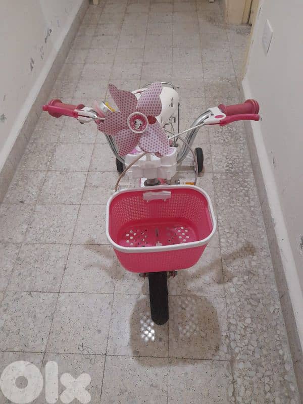 مستلزمات طفل بحالة جيدة 2