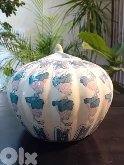 Vintage-Style Ceramic Pumpkin Jar/Lidded Bowl - Grape Design