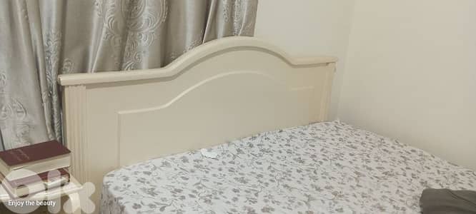 Bedroom  Excellent condition Antique