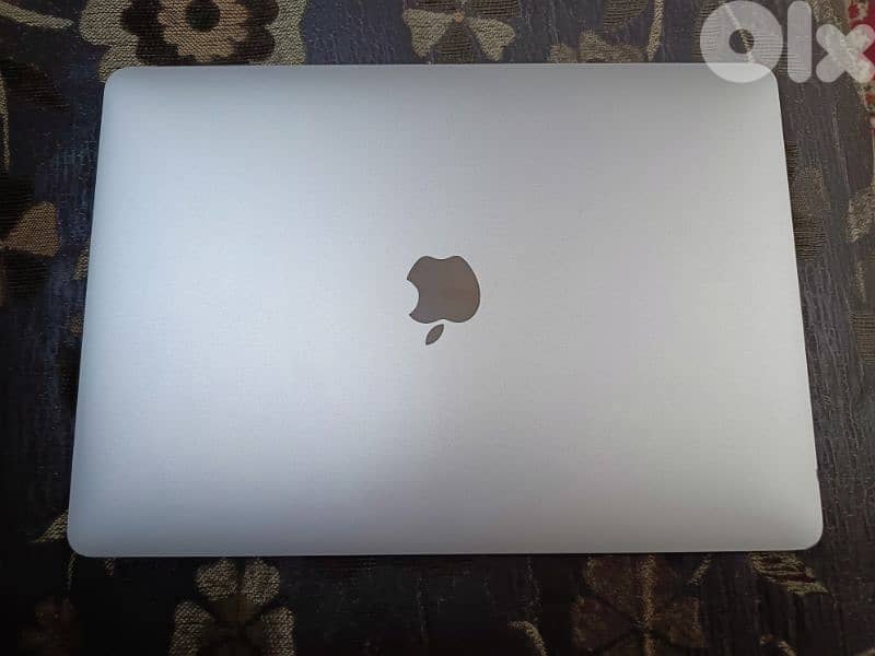 apple macbook pro m2 0