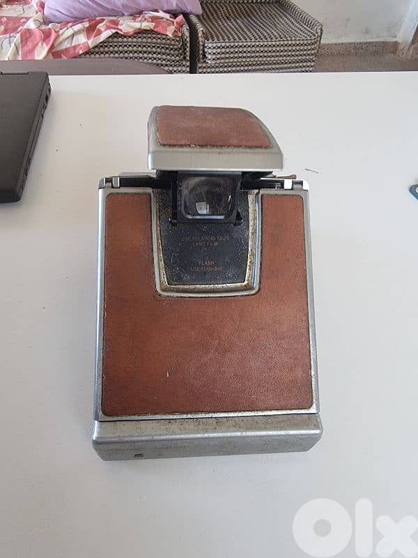 POLAROID 1971 MODEL VINTAGE CAMERA 1