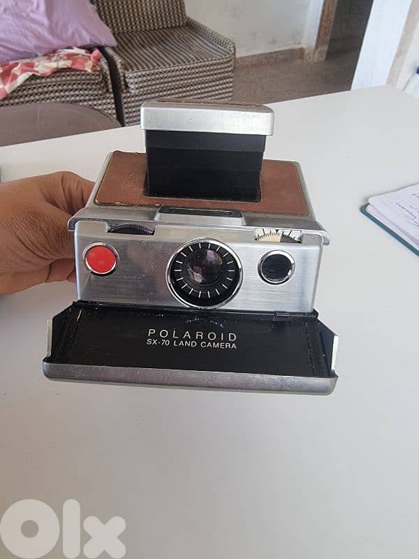 POLAROID 1971 MODEL VINTAGE CAMERA 2
