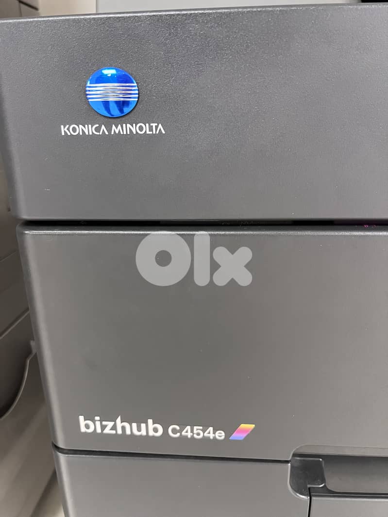 Konica Minolta bizhub C454e Color photocopier 1