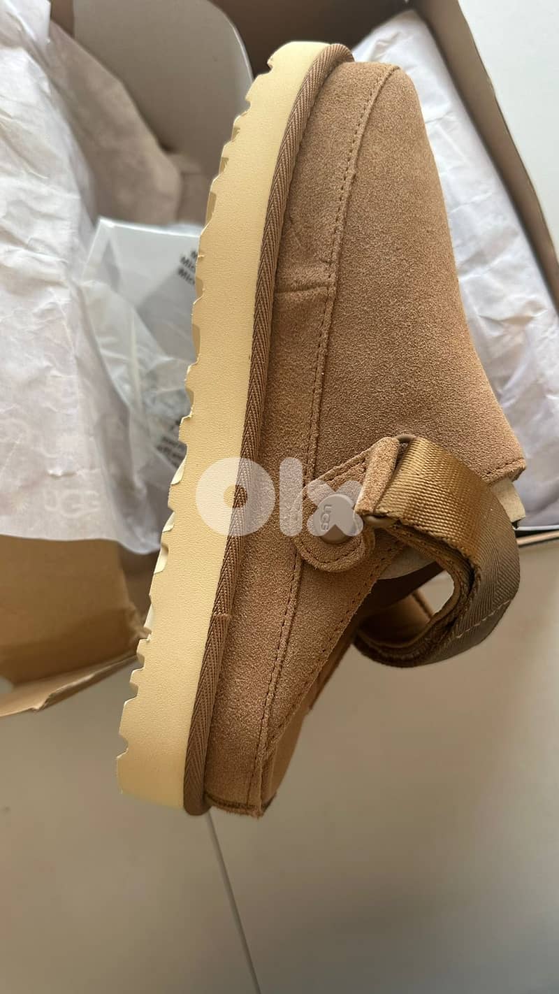 Ugg Goldenstar Clog - Chestnut Size 38 (Brand New and Original) 1