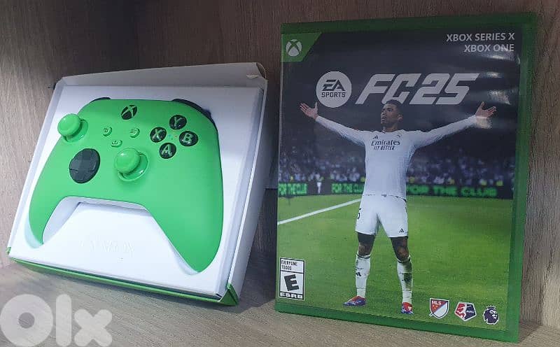 xbox pad and FC 25 0