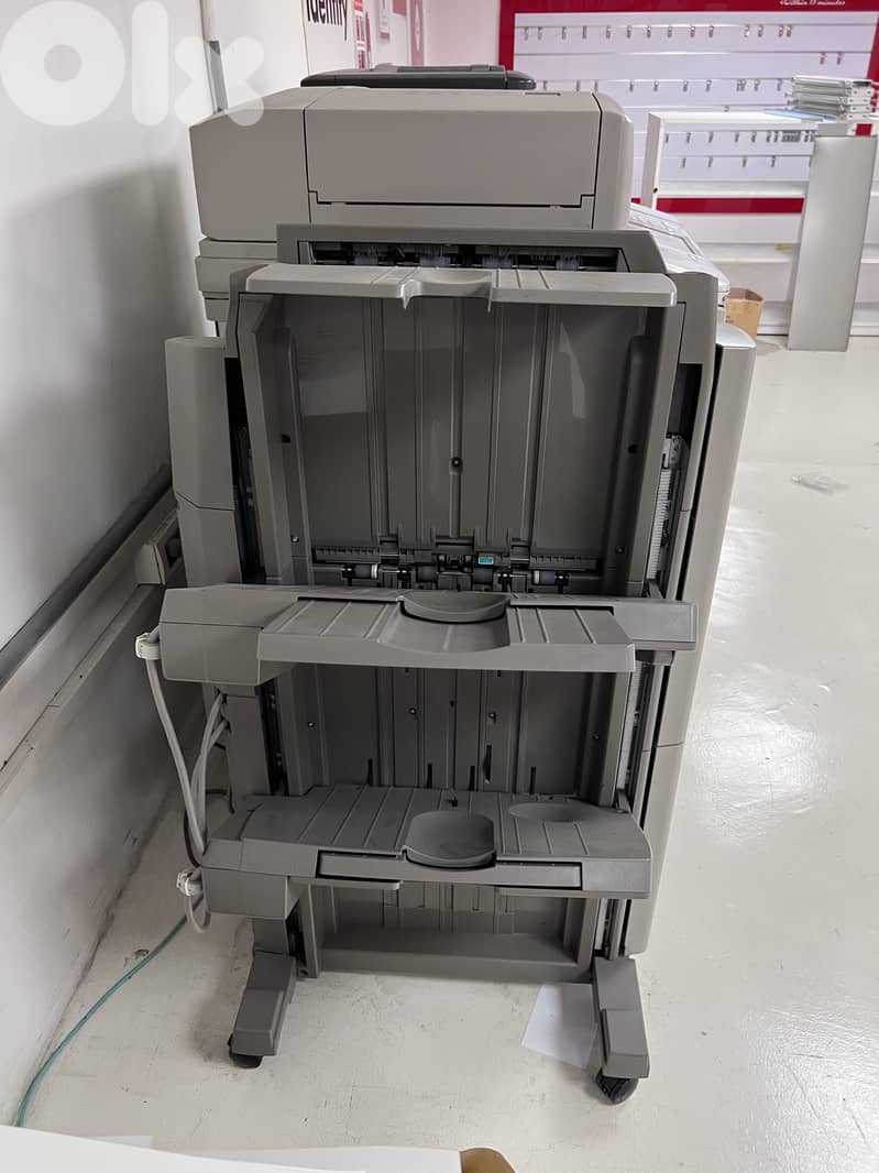 Canon 6275i imagerunner B&W Photocopier 3