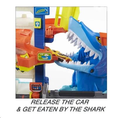 HOT WHEELS  Mattel City Shark Escape Playset