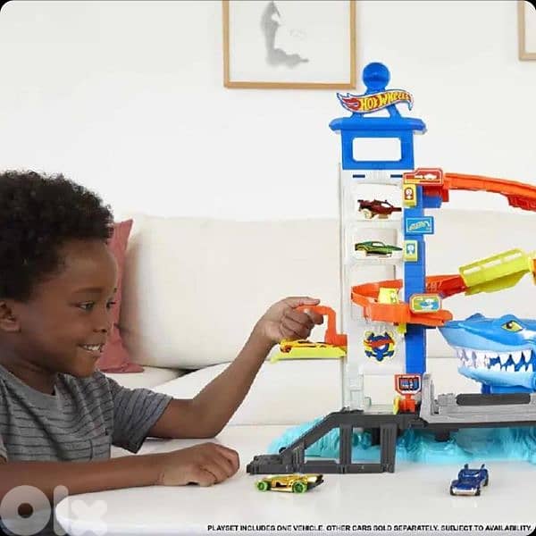 HOT WHEELS  Mattel City Shark Escape Playset 3