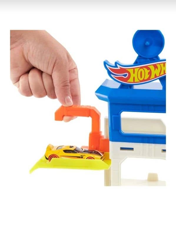 HOT WHEELS  Mattel City Shark Escape Playset 4