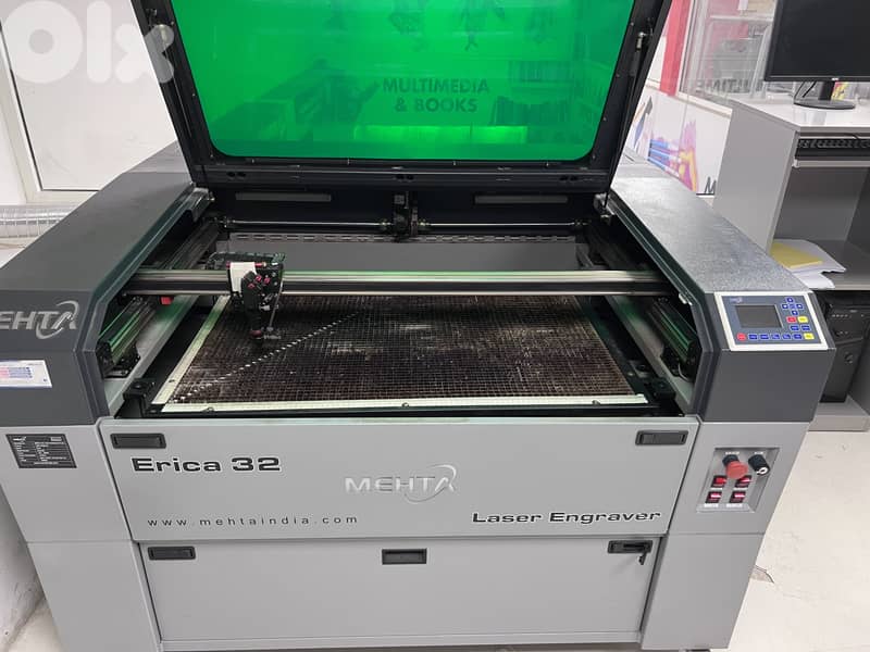 MEHTA Erica 32 Laser Machine 90cm x 90cm 1