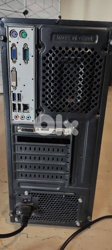 Desktop PC I7-4790 with monitor 2
