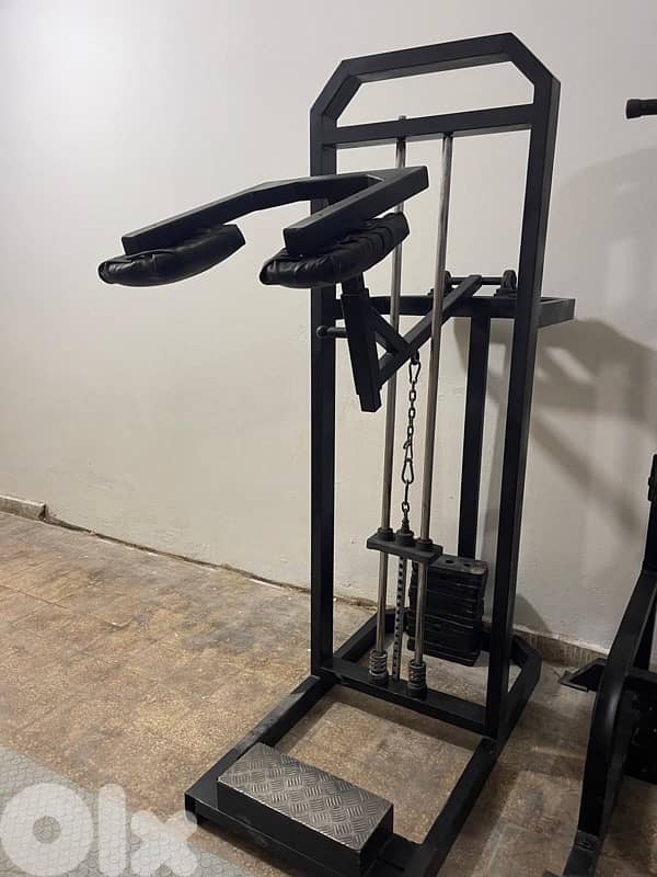 Standing calfs machine like new 1