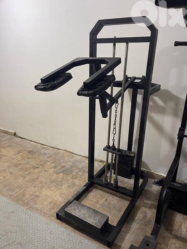 Standing calfs machine like new 2
