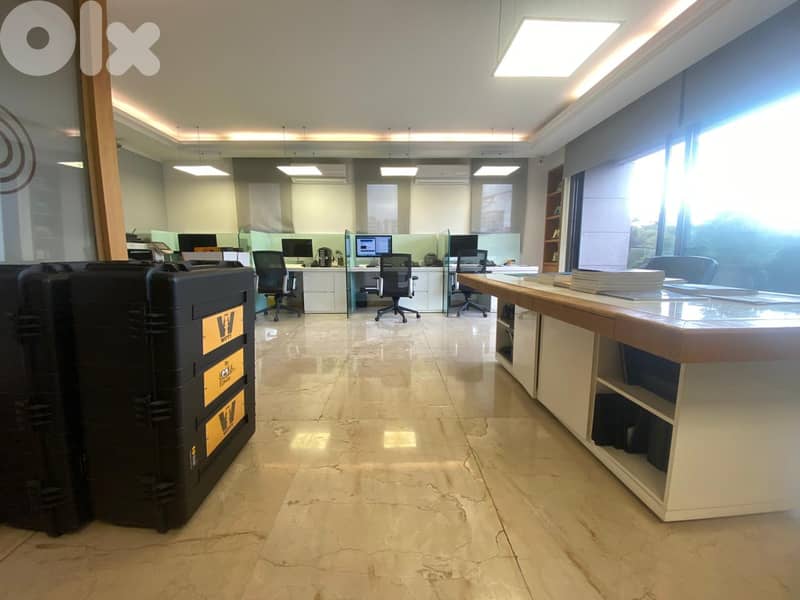 Apartment for Sale in Badaroشقة للبيع في بدارو 0