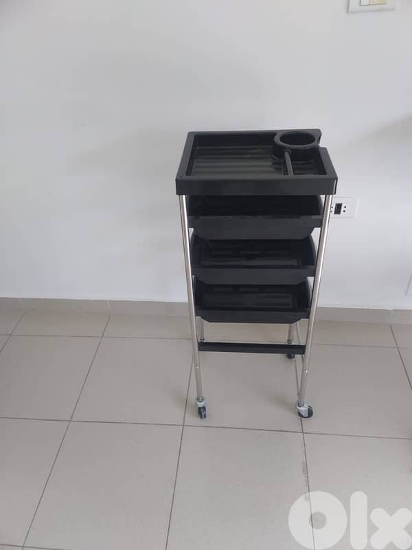 esthetique/ coiffure furniture 1