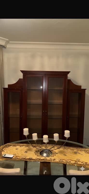 Glass Wooden Display Cabinet – Excellent Condition 0