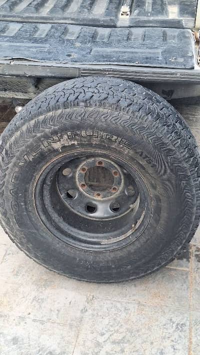 دواليب 32×11.5 جنطة حديد ١٥