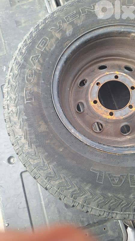 دواليب 32×11.5 جنطة حديد ١٥ 3