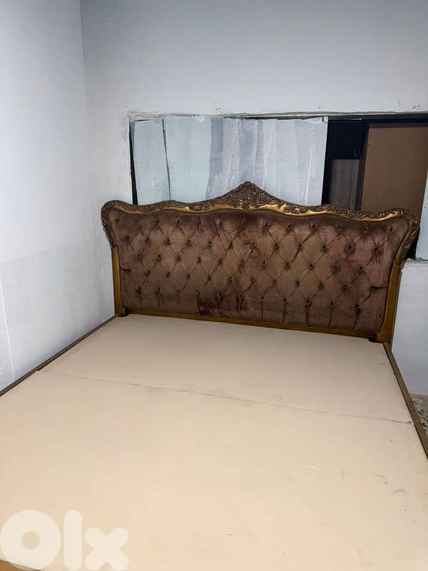 تخت مجوز خشب زان كتير مرتب 1