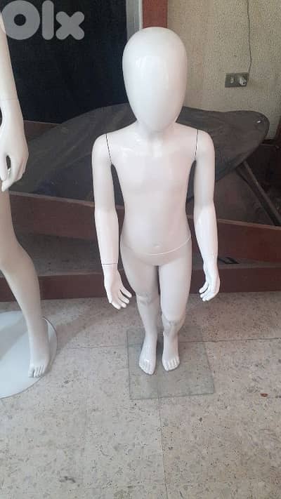 مانيكان وستاندات وتعاليق