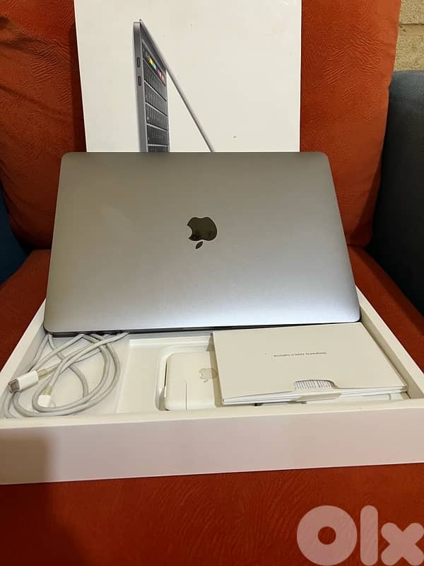 MacBook Pro 2020 512 16 ram 2