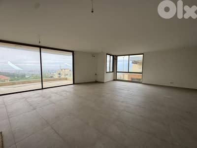 Apartment for sale in Qennabet Broummana - شقة للبيع في قنابة - برمانا