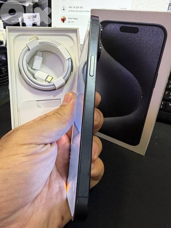 iphone 15 Pro Max 2 Sim 1 TB Like New Not Fixed Not Opened 86% Battery 4