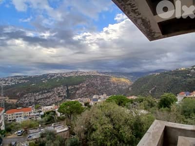 Penthouse in Qornet El Hamra For Sale بنتهاوس في قرنة الحمرا للبيع