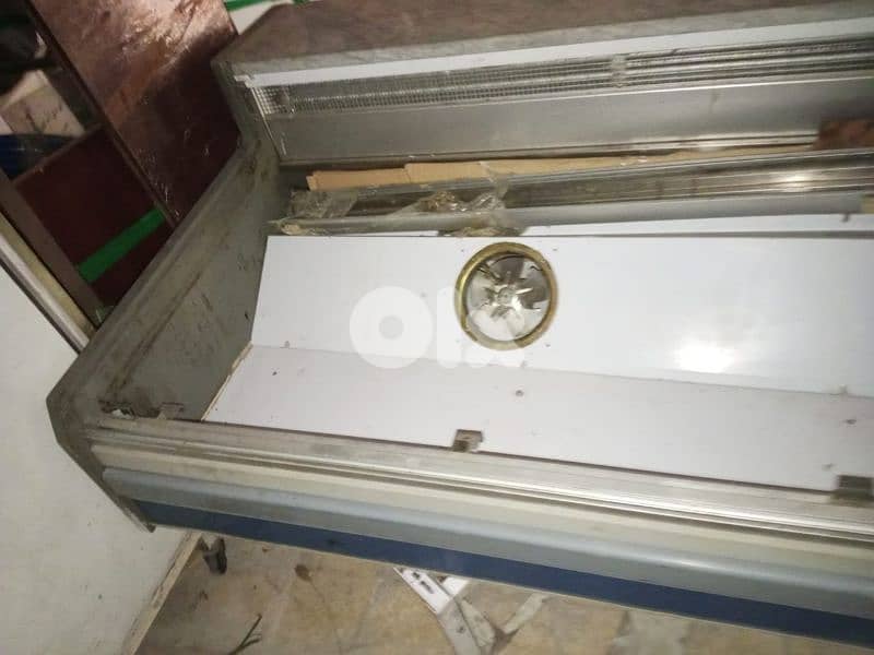 براد ايطالي ٢. ٥ متر للتواصل 70656589 2