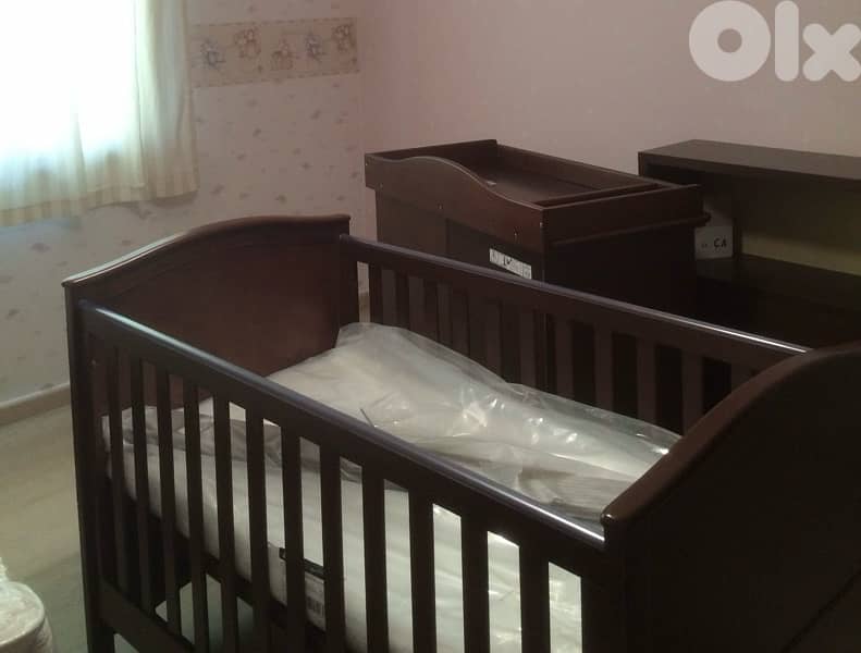 Baby Crib - Mamas and Papas 1