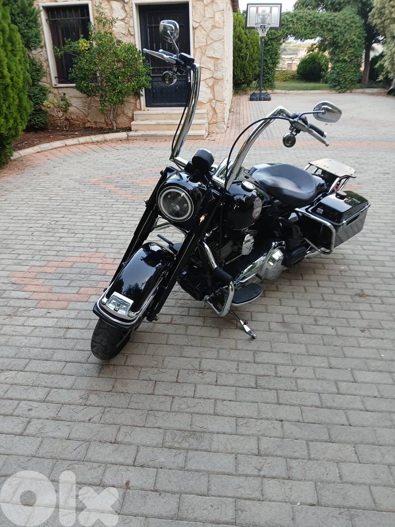 road king police clean title 25000milles 3