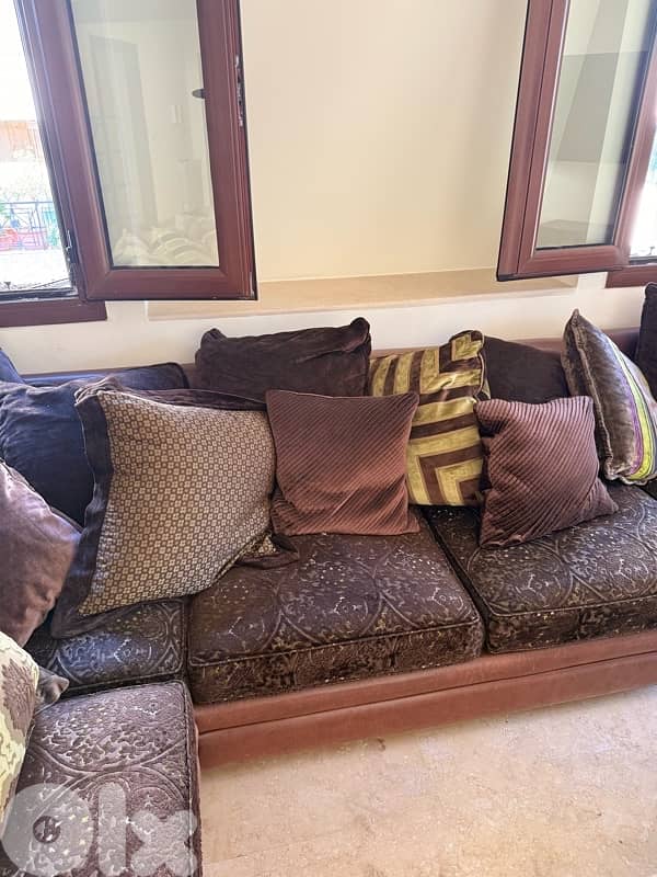 huge brown confortable sofa 4