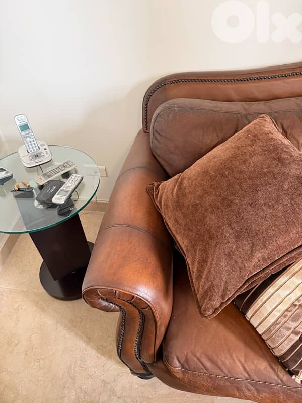 set of two sofas in brown 10