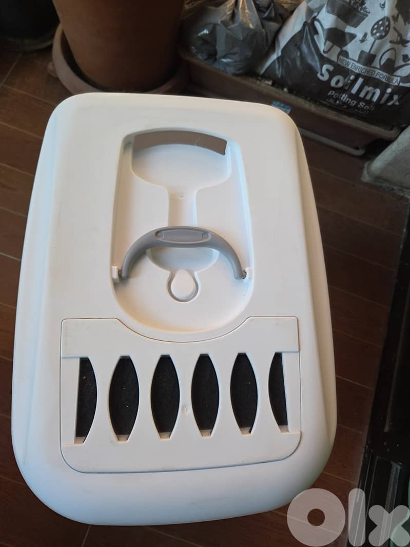 Cat litter box with drawer & litter scoop 3