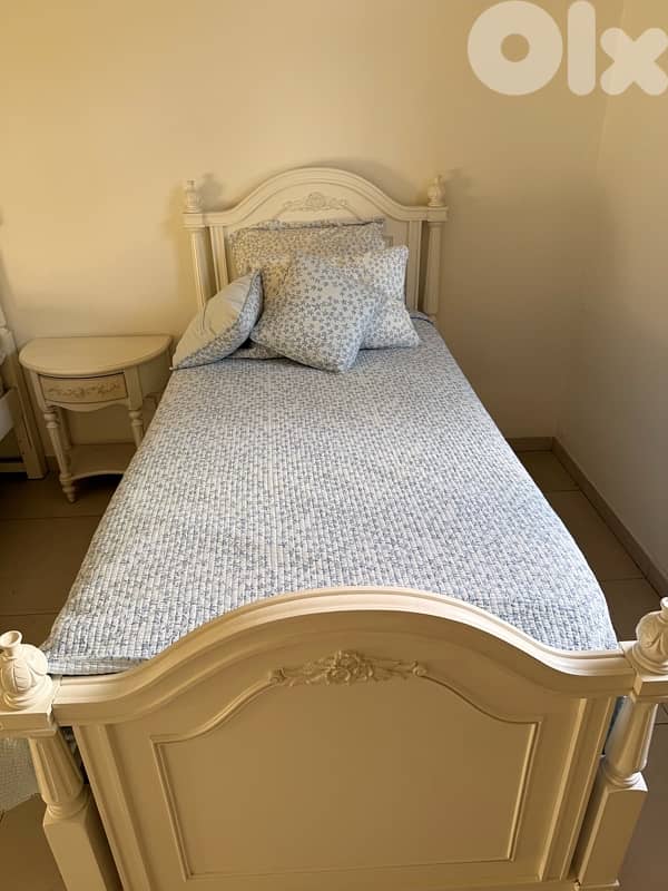 full white wooden bedroom 9