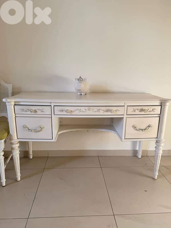 full white wooden bedroom 19