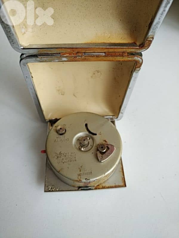 Vintage alarm clock - Not Negotiable 1