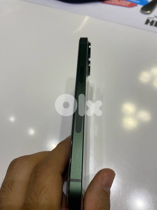 IPhone 13 128 gb battery 84% 7