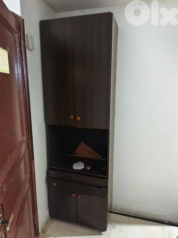 خزانه خشب جيد 0